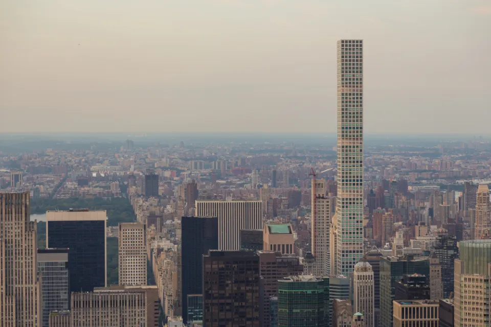 Skinny Skyscraper